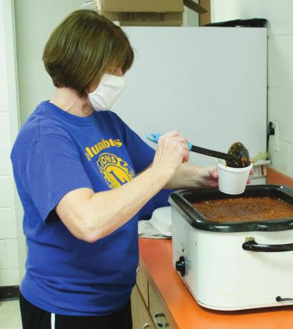 Columbus Lions serve lunch, dinner fundraiser