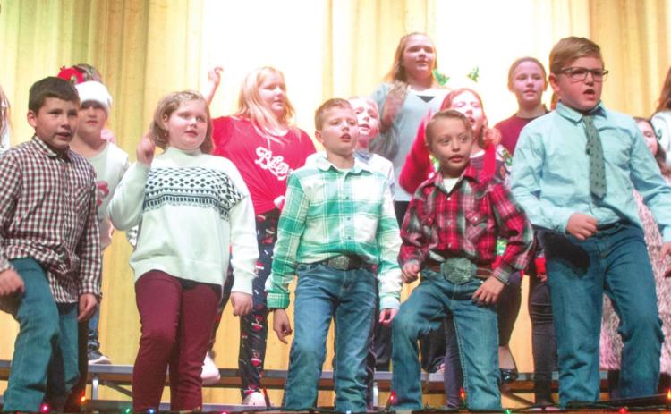 Central students perform Christmas concert before break