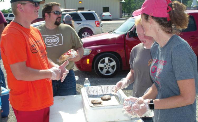Chamber President Matt Case and members of the Cherokee County 4-H will be handing out food to farmers again this year. Keep an eye open at around 5 p.m. June 21, at the south elevator.