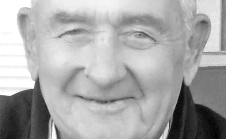 Donald Fisher, 89, Arma