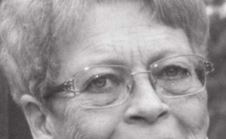 Linda K. Davis, 73, Scammon
