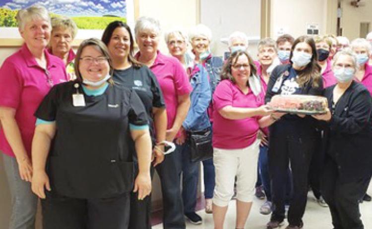 Members of the Columbus Mercy Auxiliary