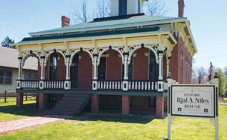 Baxter’s Niles House open to public Saturday