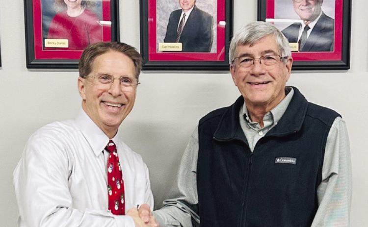 Labette Community College (LCC) announces the retirement of Carl Hoskins from the LCC Board of Trustees following 12 years of dedicated service to the college and its communities.