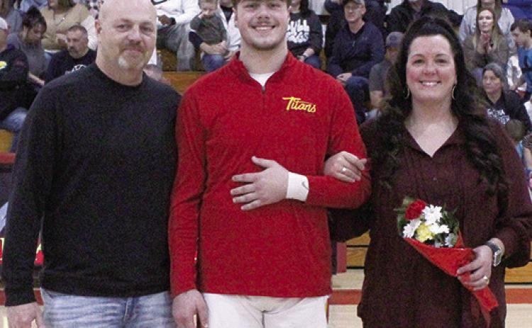 Titans recognized on Senior Night