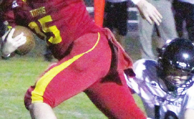 Titans beat Dragons in season finale
