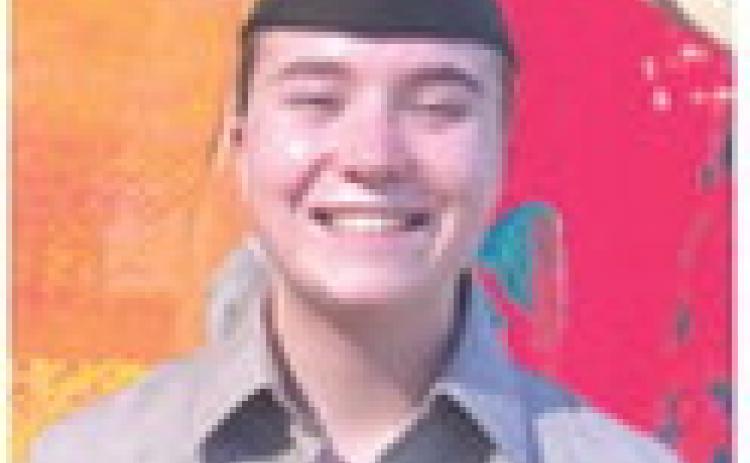 Fox graduates army basic training