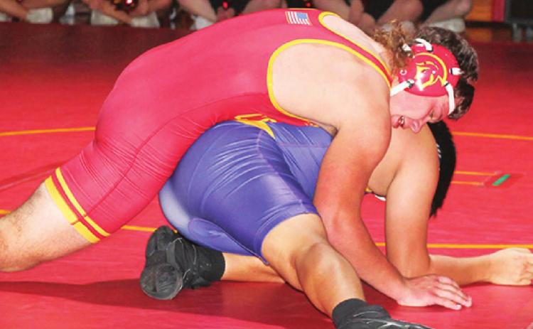 Titan Wrestling splits home duals