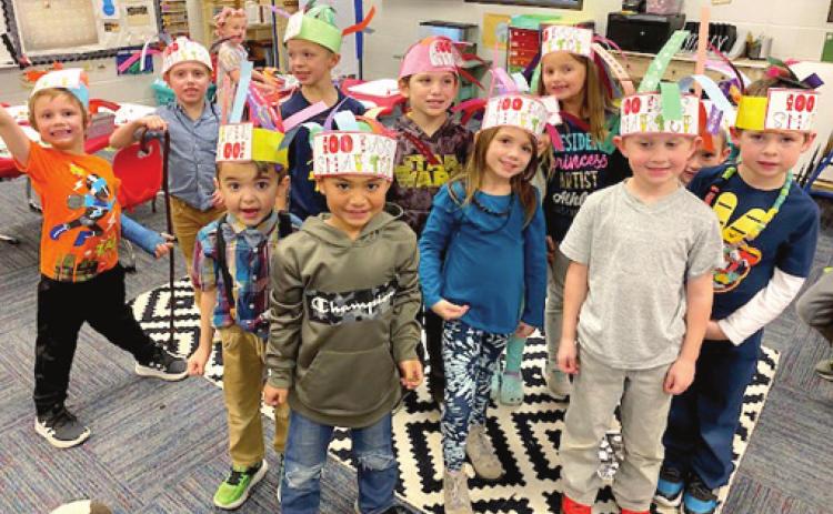 Lincoln Elementary students mark 100 days of school