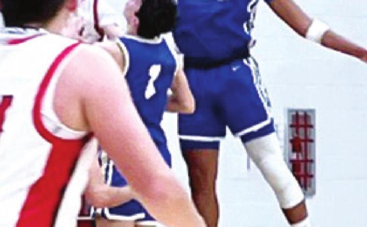 Lady Titans fall in close contest with Lady Raiders