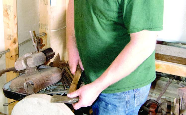 Local knifesmith Phil Evans will be holding a knife making demonstration at the Columbus Museum Saturday of the Columbus Day Festival. Evans has been a competitor on the national television show-Forged in Fire and was the recent host of the Central States Hammer in and Knife Show. Head over to the museum and see how knives are made.