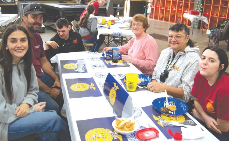 Columbus Future Farmers serves pancake breakfast