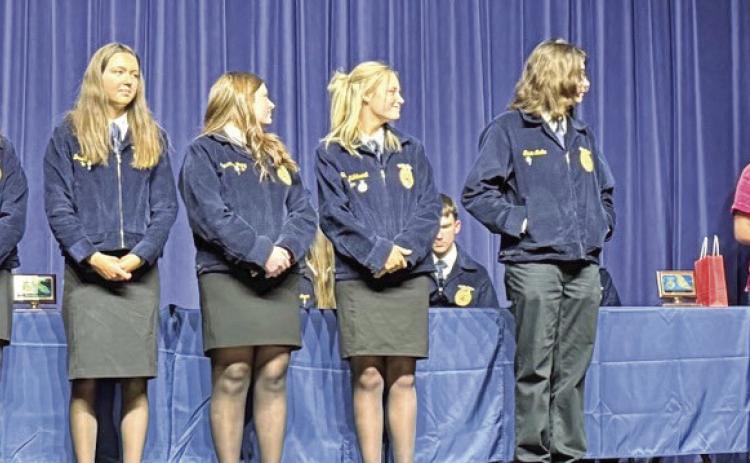 Above Southeast senior FFA members and below Riverton High School FFA seniors were recognized with certificates by Farm Bureau at recent assemblies. Courtesy photos.