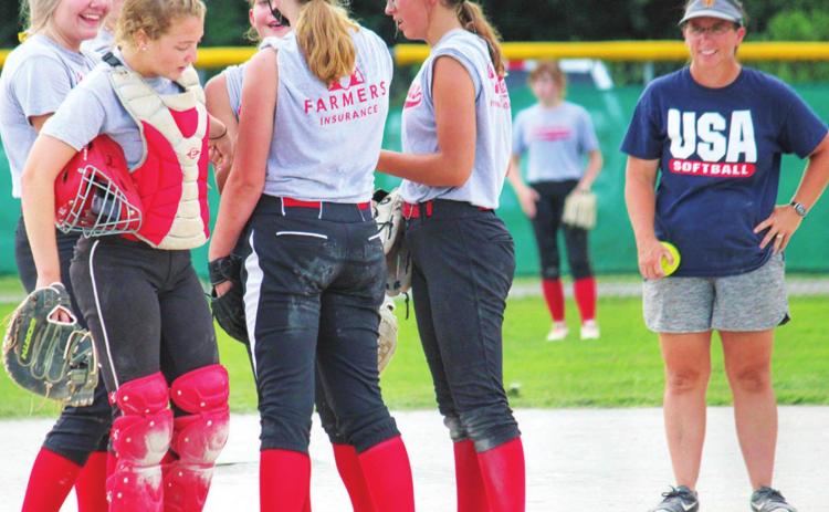 Girls Softball to host movie night