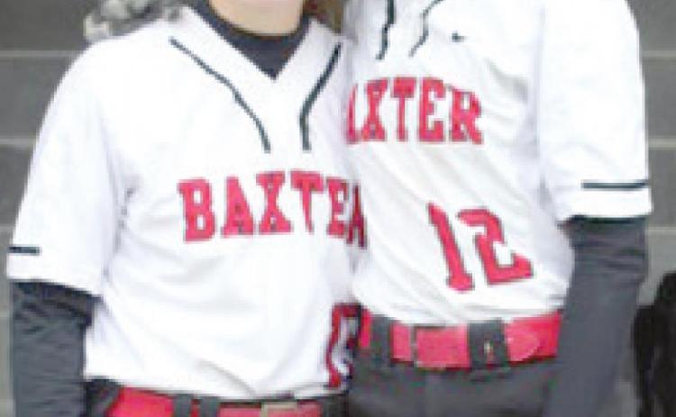 Titan golfers withstand rain at shortened meet