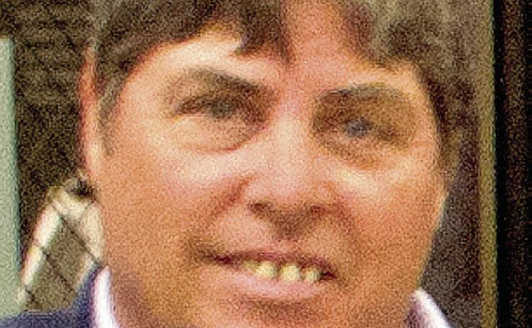 Long time letter carrier dies in vehicle accident