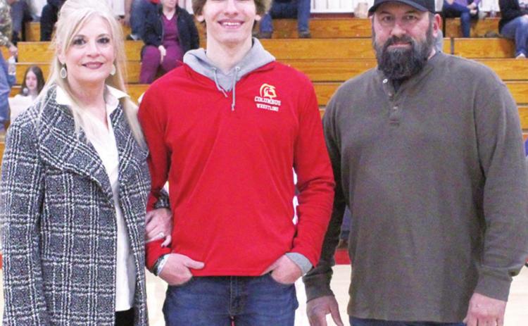 Wrestling Seniors recognized