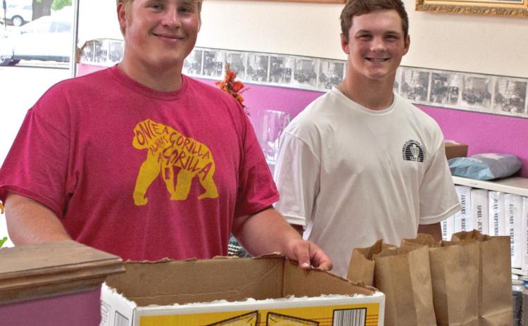 Students serve at hot dog fundraiser