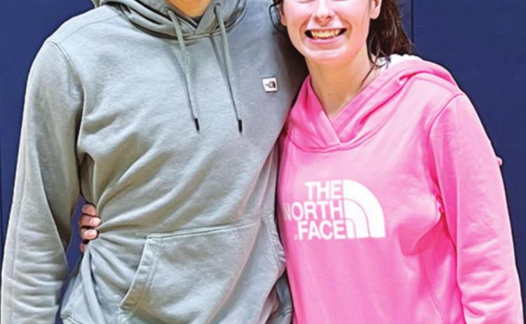 Sarwinski’s set records in sweep