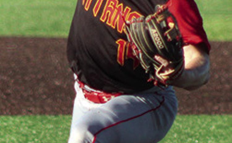 Titans sweep number one Rams