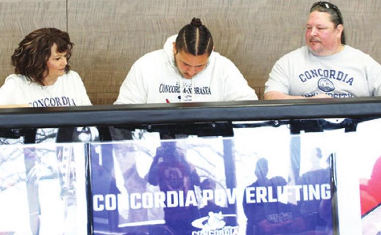 Gilmore signs with Concordia