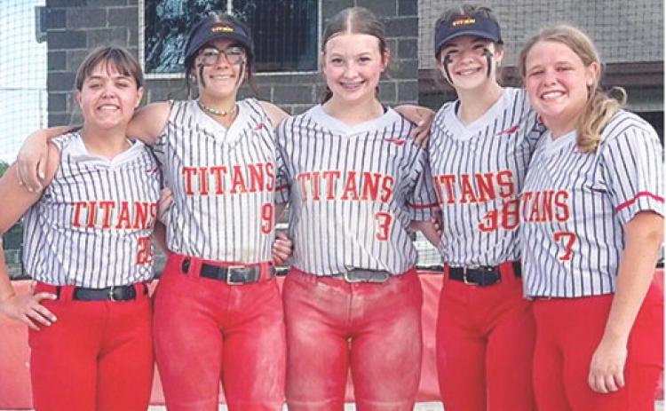The Columbus Lady Titans opened their regular season schedule last night with a varsity double header at Baxter Springs in a CNC League match-up. Returning seniors for the Lady Titans this season are Mackenzie Richards, Adalie Grafel, Trinity Green, Katelyn Draeger, and Morgan Richards. The Lady Titan JV will host Baxter Springs today at Rockette Field in the Community Field Ball Park. The varsity home opener will be Monday with a varsity/junior varsity double header with Labette County. Games begin at 4:30