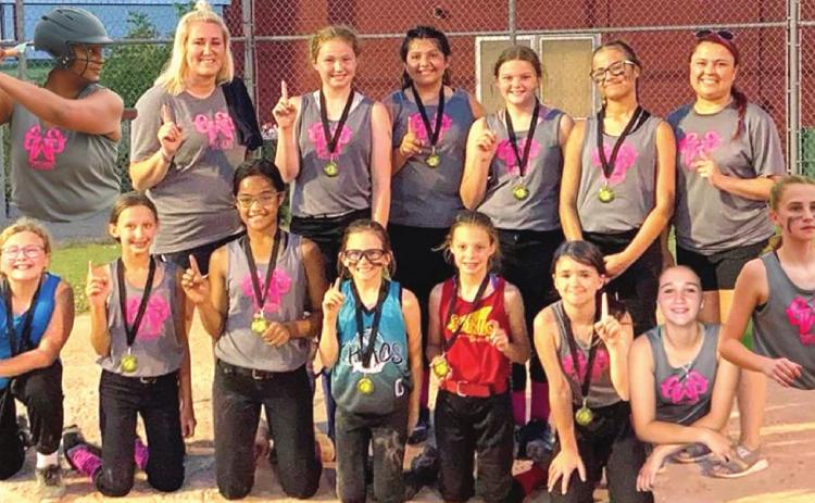 Riverton wins 12U softball t