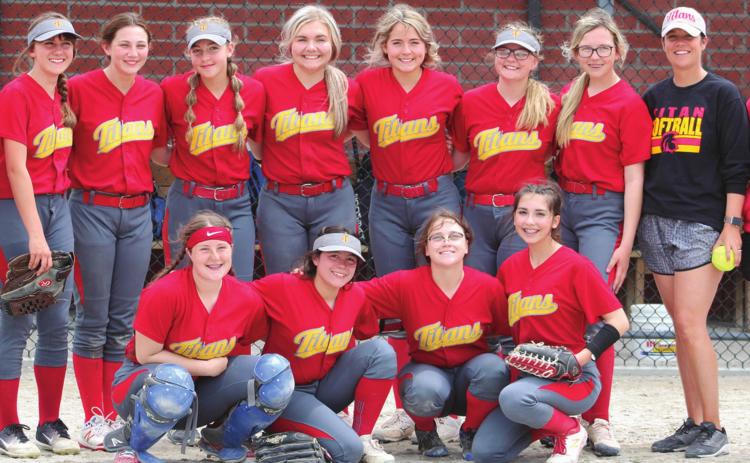 Lady Titans dominate JV tourney