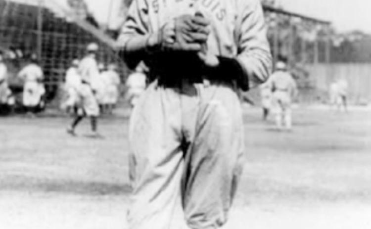 Earl Hamilton pitching for the St. Louis Browns.