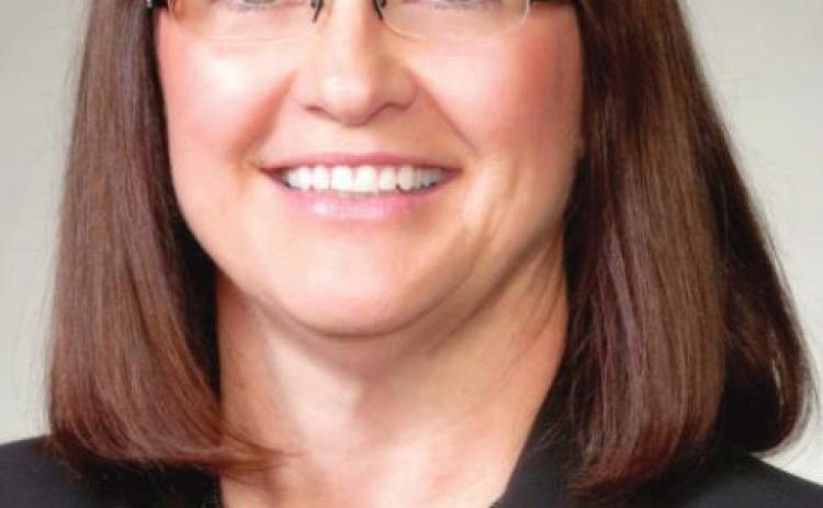 Rhinehart retires, new manager at Commerce Bank