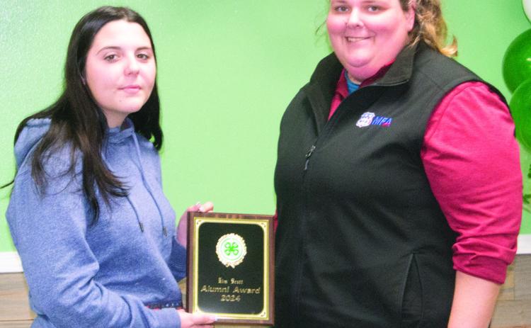 The 4-H Alumni Award